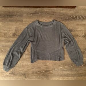 Lululemon Women’s Top - Size 6 - Never Worn